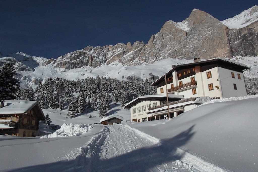 Rifugio Gardeccia Huette Pozza di Fassa Ngoại thất bức ảnh